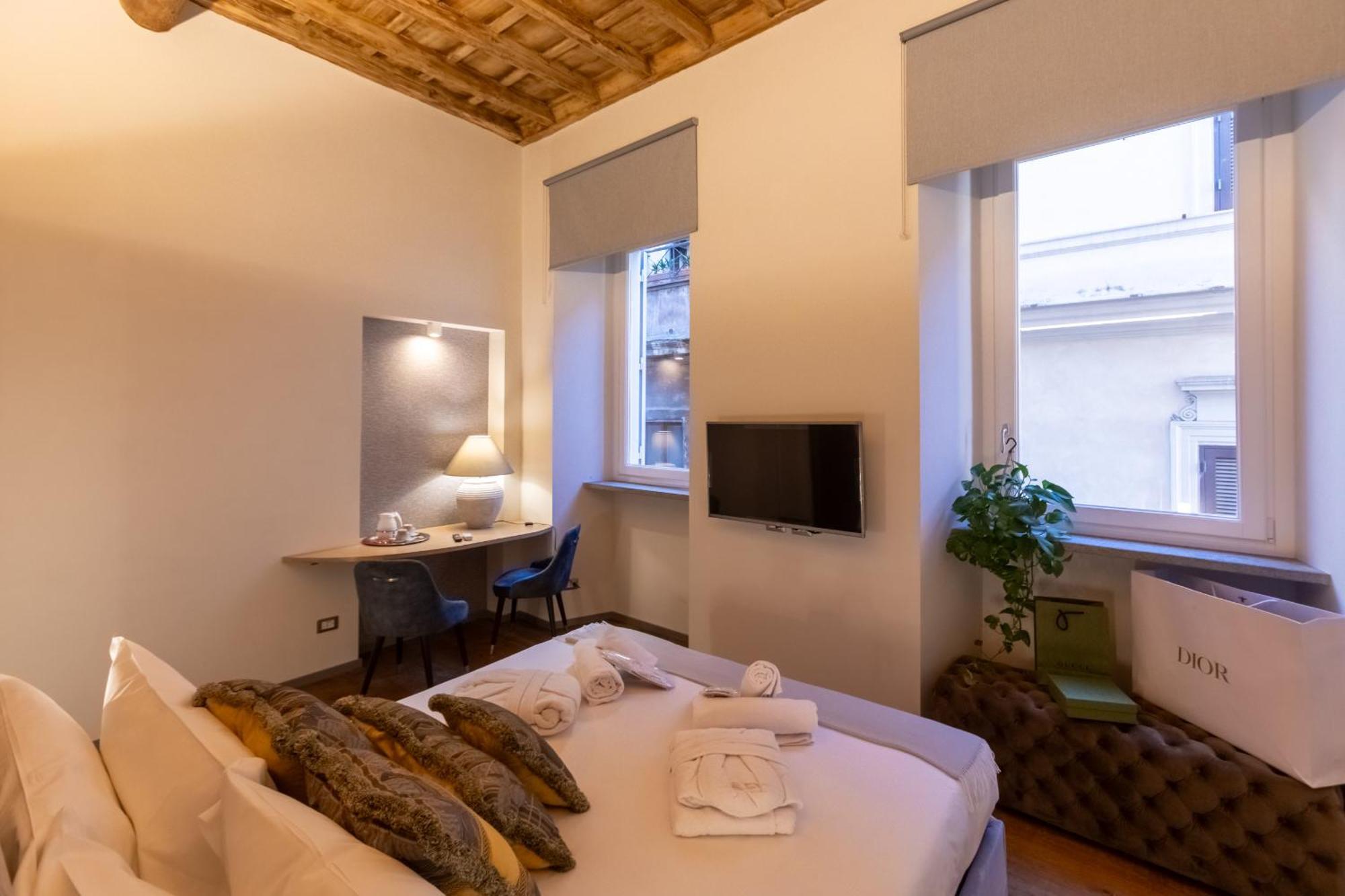 Fontana Di Trevi Roma Luxury Suite Exterior photo
