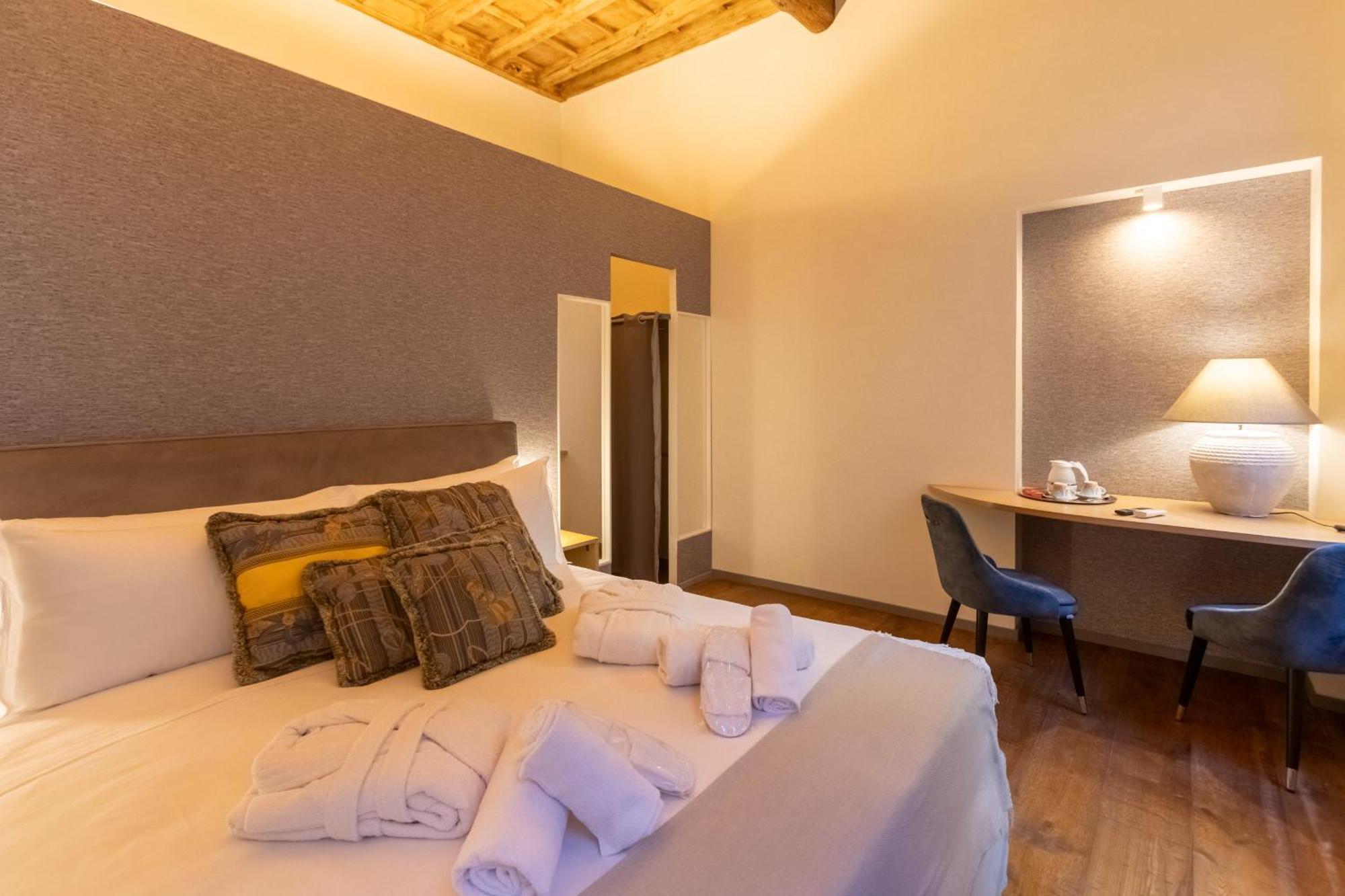 Fontana Di Trevi Roma Luxury Suite Exterior photo