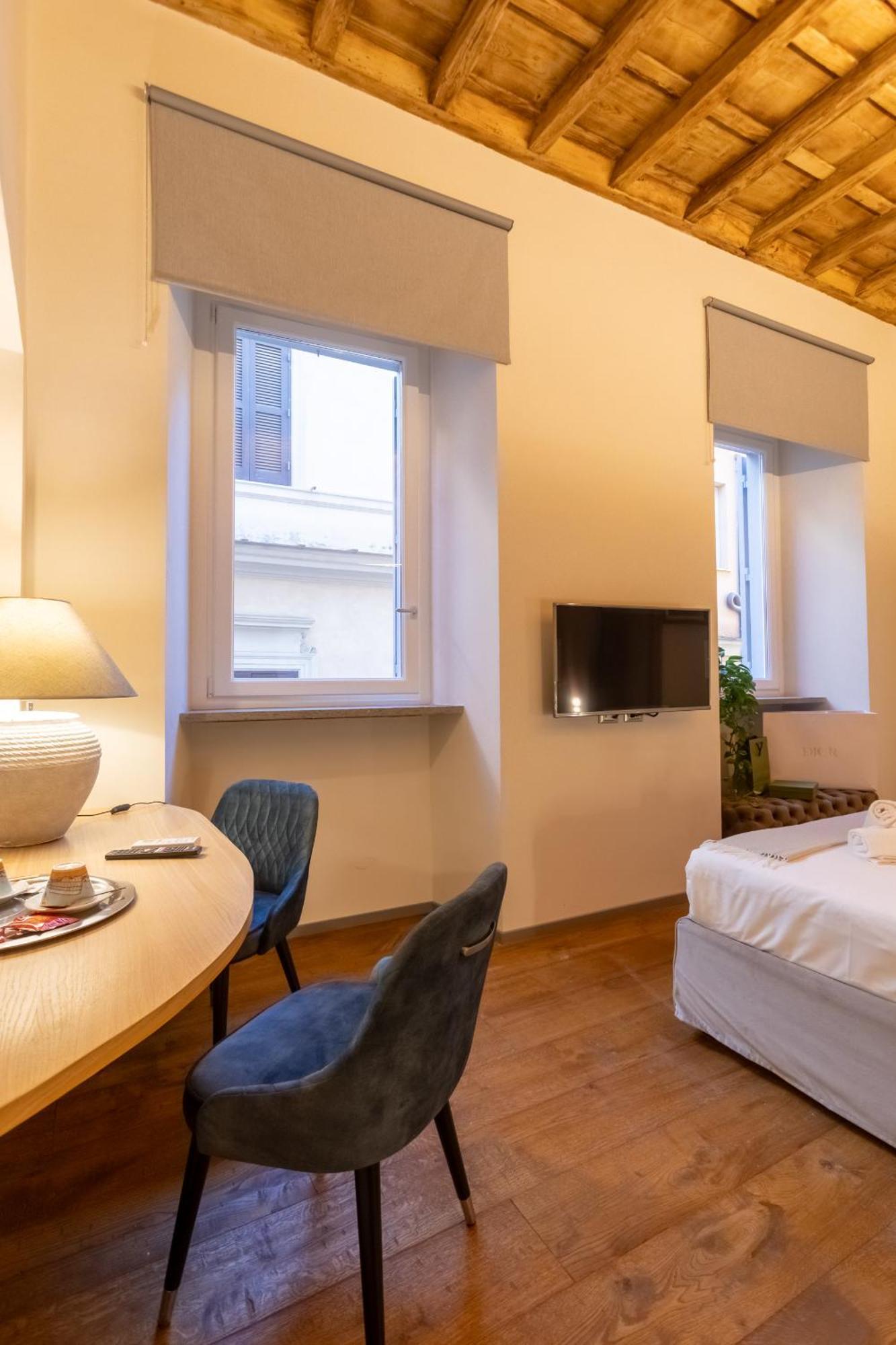 Fontana Di Trevi Roma Luxury Suite Exterior photo